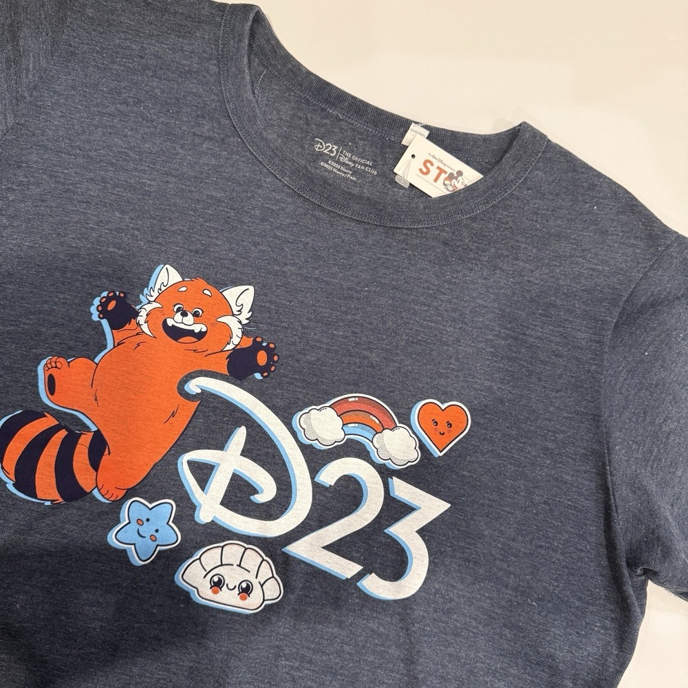 NWT Disney D23 Exclusive Turning Red Panda Mei Shirt Large Rare Fan Club Pixar